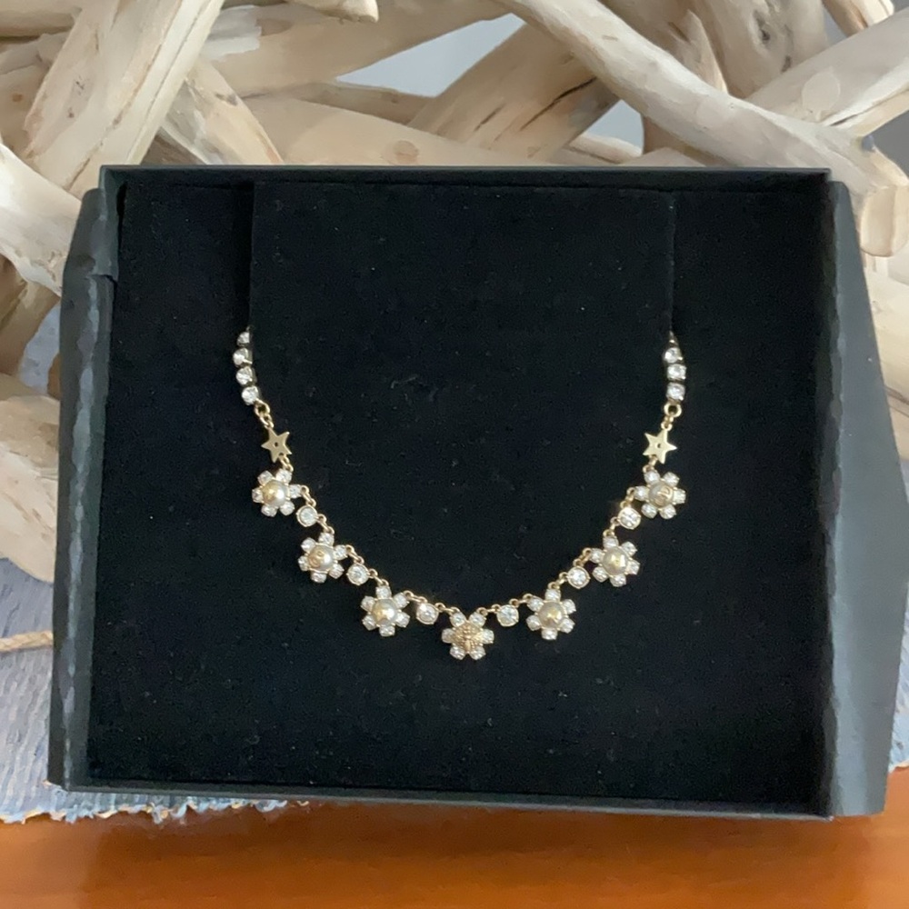 Dior Montaigne necklace